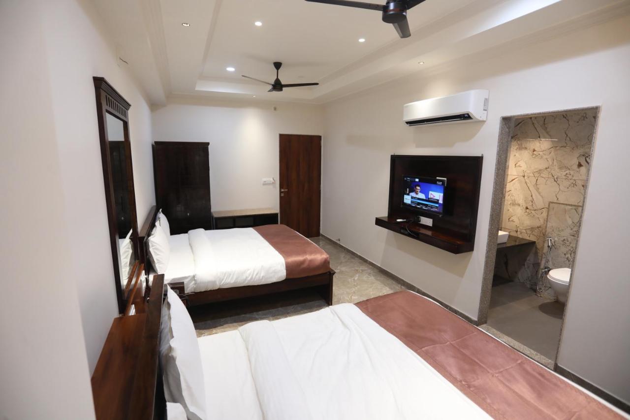 Chandan Kasturi Resort Dariāwad Zewnętrze zdjęcie