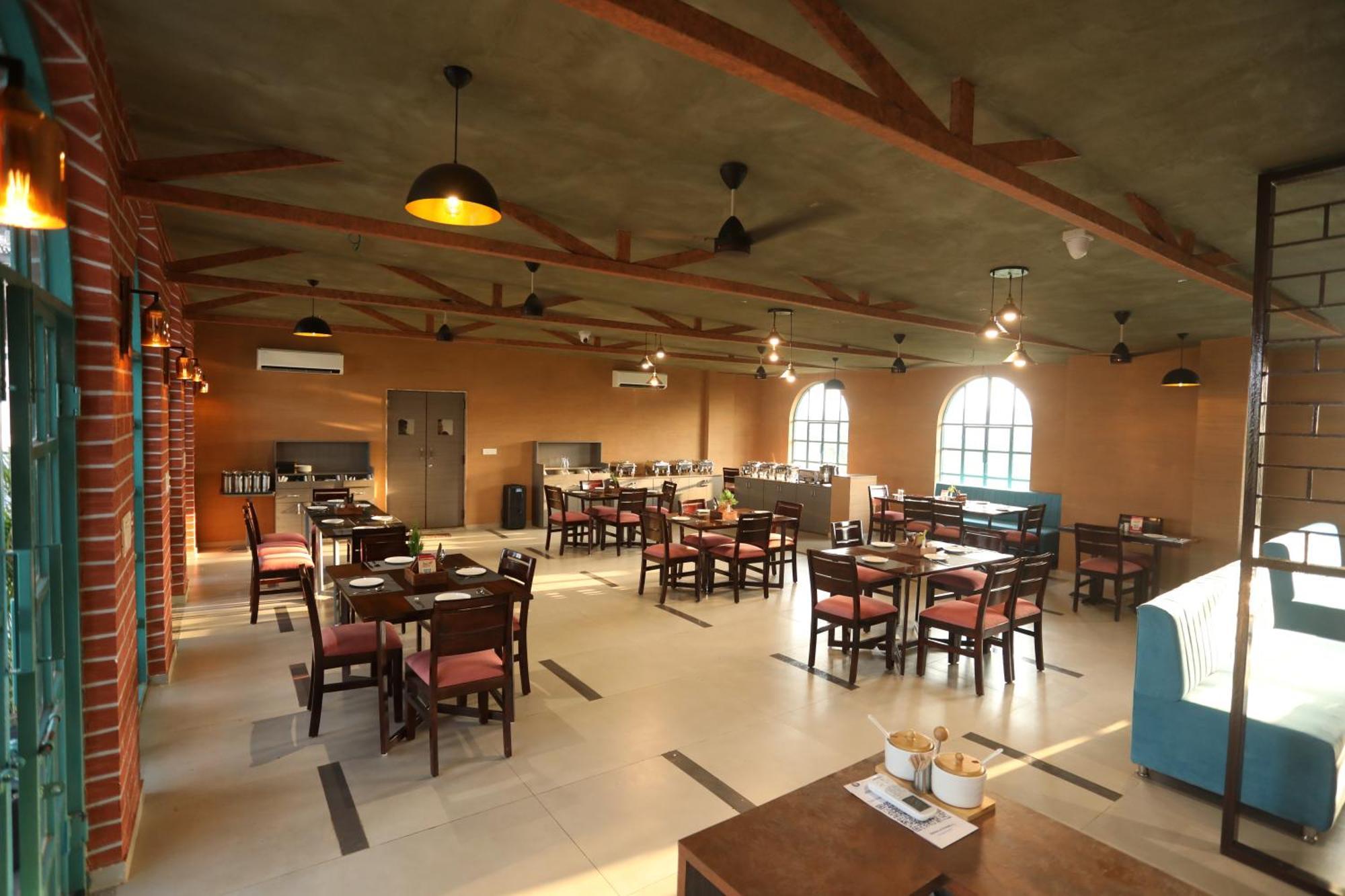 Chandan Kasturi Resort Dariāwad Zewnętrze zdjęcie